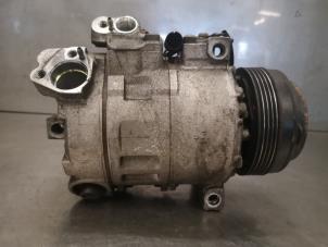 Used Air conditioning pump BMW 5 serie (E39) 523i 24V Price on request offered by Bongers Auto-Onderdelen Zeeland