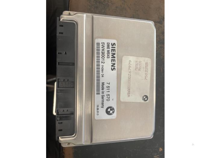 Used Engine management computer BMW 5 serie Touring (E39) 520i 24V Price on request offered by Bongers Auto-Onderdelen Zeeland