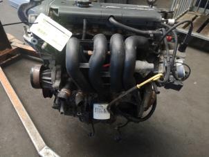 Motor van een Ford Puma 1.4 16V 1999