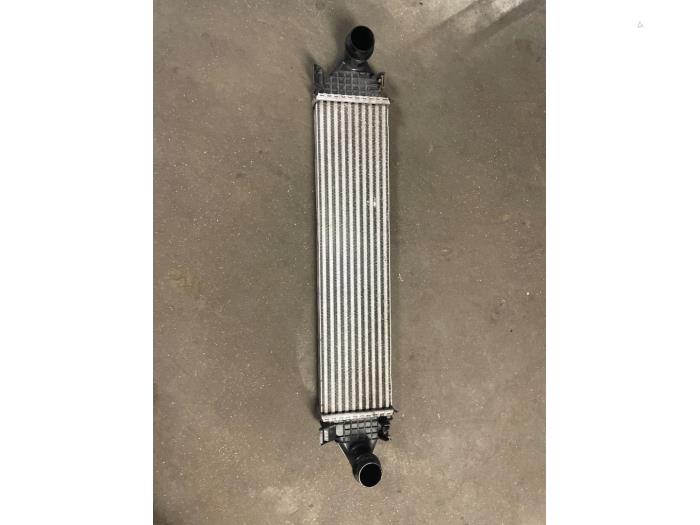 Usados Intercooler Volvo V40 Cross Country (MZ) 1.5 T3 16V Geartronic Precio de solicitud ofrecido por Bongers Auto-Onderdelen Zeeland