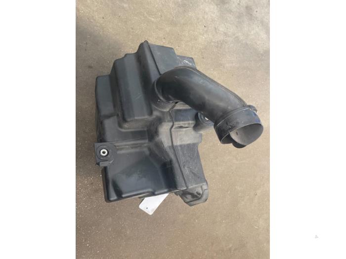 Resonance housing from a Ford Focus 2 Wagon 2.0 16V 2007