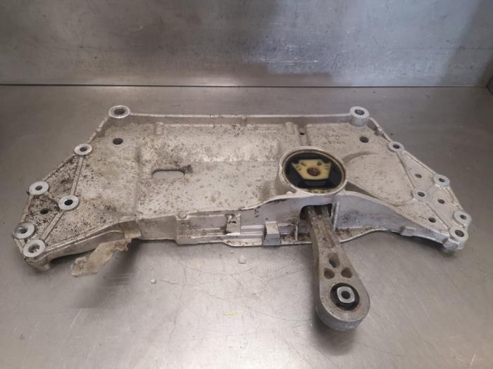 Used Subframe Volkswagen Golf Plus (5M1/1KP) 1.9 TDI 90 Price on request offered by Bongers Auto-Onderdelen Zeeland