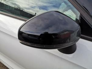 Used Wing mirror, right Audi A1 (8X1/8XK) 1.6 TDI 16V Price on request offered by Bongers Auto-Onderdelen Zeeland