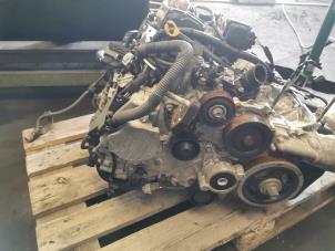 Motor van een Toyota Avensis Wagon (T27) 2.2 16V D-4D-F 150 2011