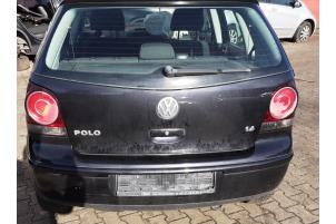 Gebrauchte Stoßstange hinten Volkswagen Polo IV (9N1/2/3) 1.4 16V Preis auf Anfrage angeboten von Bongers Auto-Onderdelen Zeeland