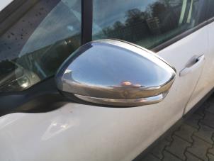 Used Wing mirror, left Peugeot 2008 (CU) 1.6 Blue HDi 100 Price on request offered by Bongers Auto-Onderdelen Zeeland