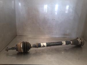 Used Front drive shaft, right Volkswagen Sharan (7N) 1.4 TSI 16V Price on request offered by Bongers Auto-Onderdelen Zeeland