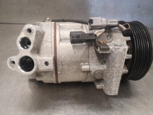 Used Air conditioning pump Renault Captur (2R) 0.9 Energy TCE 12V Price on request offered by Bongers Auto-Onderdelen Zeeland