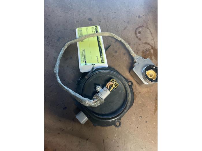 Używane Modul ksenonowy Mazda 6. Cena na żądanie oferowane przez Bongers Auto-Onderdelen Zeeland