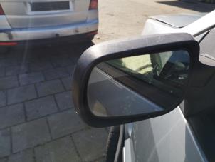 Gebrauchte Außenspiegel links Ford Fusion 1.4 16V Preis auf Anfrage angeboten von Bongers Auto-Onderdelen Zeeland
