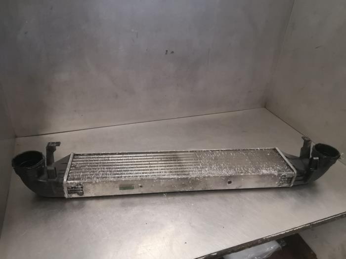 Usados Intercooler Mercedes C Combi (S203) 2.2 C-200 CDI 16V Precio de solicitud ofrecido por Bongers Auto-Onderdelen Zeeland