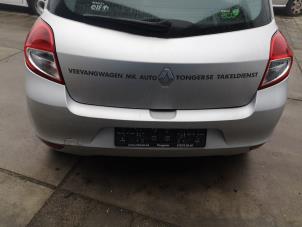 Used Rear bumper Renault Clio III (BR/CR) 1.5 dCi 75 FAP Price on request offered by Bongers Auto-Onderdelen Zeeland