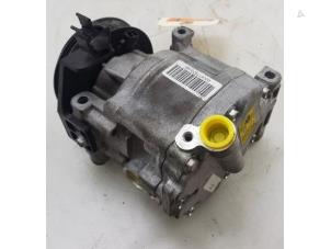 Used Air conditioning pump Volkswagen Polo V (6R) 1.0 12V BlueMotion Technology Price on request offered by Bongers Auto-Onderdelen Zeeland