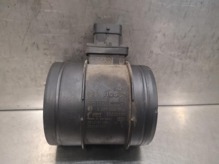Gebrauchte Luftmassenmesser Iveco New Daily V 29L13V, 35C13V, 35S13V, 40C13V, 40S13V Preis auf Anfrage angeboten von Bongers Auto-Onderdelen Zeeland