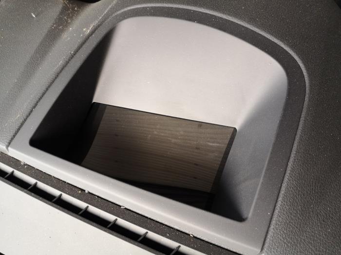 Gebrauchte Frontscheibenanzeige BMW 5 serie (F10) 523i 24V Preis auf Anfrage angeboten von Bongers Auto-Onderdelen Zeeland