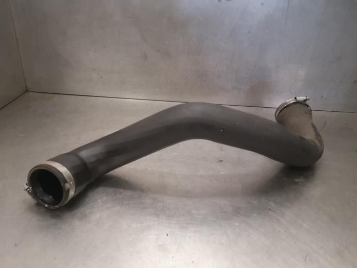 Gebrauchte Intercooler Schlauch Ford Galaxy (CK) 2.0 TDCi 180 16V Preis auf Anfrage angeboten von Bongers Auto-Onderdelen Zeeland