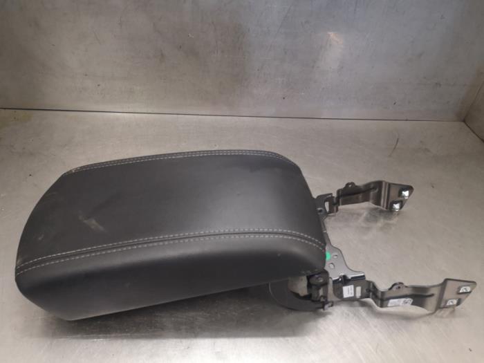 Armrest from a Ford Galaxy (CK) 2.0 TDCi 180 16V 2016