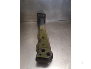 Used Front bumper bracket, left Ford KA Price on request offered by Bongers Auto-Onderdelen Zeeland