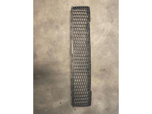 Used Bumper grille Fiat 500 (312) 0.9 TwinAir 85 Price on request offered by Bongers Auto-Onderdelen Zeeland
