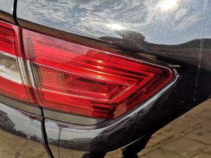 Used Taillight, left Renault Clio IV (5R) 1.5 Energy dCi 90 FAP Price on request offered by Bongers Auto-Onderdelen Zeeland