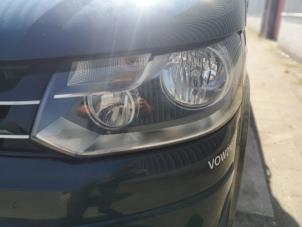 Used Headlight, left Volkswagen Transporter T5 2.0 BiTDI DRF Price on request offered by Bongers Auto-Onderdelen Zeeland