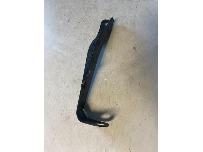 Support (miscellaneous) from a Renault Captur (2R)  2015