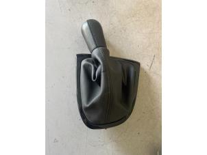 Used Gear stick Renault Clio IV (5R) Price on request offered by Bongers Auto-Onderdelen Zeeland