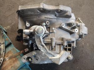 Used Gearbox Opel Meriva 1.7 CDTI 16V Price on request offered by Bongers Auto-Onderdelen Zeeland