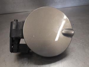 Used Tank cap cover Opel Meriva 1.7 CDTI 16V Price on request offered by Bongers Auto-Onderdelen Zeeland