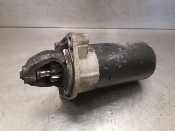 Gebrauchte Anlasser BMW 5 serie (E39) 520i 24V Preis auf Anfrage angeboten von Bongers Auto-Onderdelen Zeeland