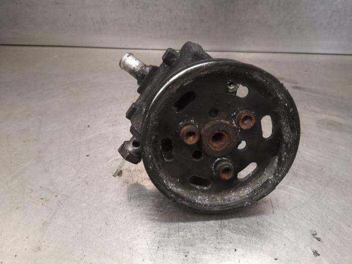 Usagé Pompe direction assistée Audi A4 Avant (B7) 2.0 TDI 16V Prix sur demande proposé par Bongers Auto-Onderdelen Zeeland