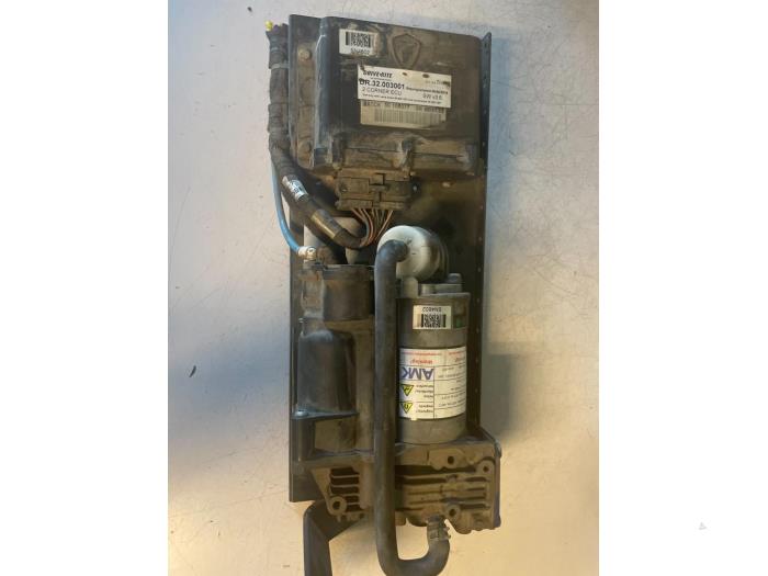 Begagnade Luftpump (fjädring) Volkswagen Transporter/Caravelle T5 2.0 BiTDI DRF Pris på förfrågan erbjuds av Bongers Auto-Onderdelen Zeeland