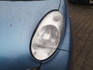 Used Headlight, left Nissan Micra C+C (K12) 1.4 16V Price on request offered by Bongers Auto-Onderdelen Zeeland
