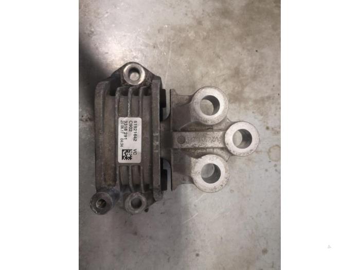 Used Engine mount Fiat 500L (199) 1.4 Turbo 16V Price on request offered by Bongers Auto-Onderdelen Zeeland