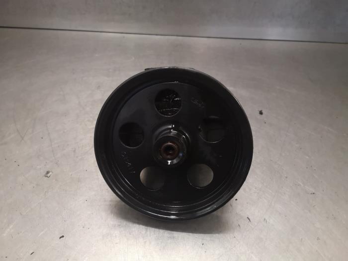 Usagé Pompe de direction Ford Mondeo III 1.8 16V Prix sur demande proposé par Bongers Auto-Onderdelen Zeeland