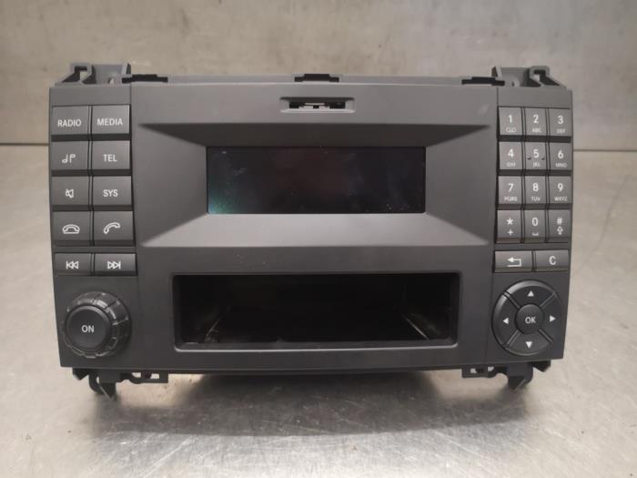 Radio Mercedes Sprinter 3,5t 316 CDI 16V - 9069000004