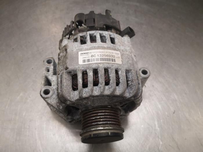 Begagnade Dynamo Opel Corsa D 1.3 CDTi 16V ecoFLEX Pris på förfrågan erbjuds av Bongers Auto-Onderdelen Zeeland