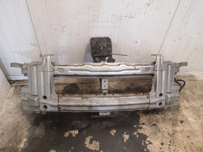 Używane Panel przedni Opel Antara (LA6) 2.4 16V 4x4 Cena na żądanie oferowane przez Bongers Auto-Onderdelen Zeeland