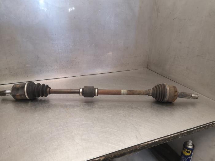 Front drive shaft, right from a Hyundai Atos 1.1 12V Prime 2006