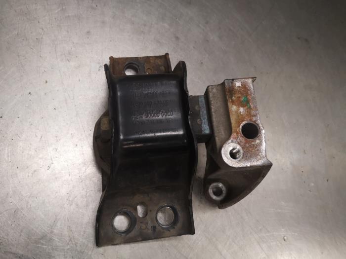 Used Engine mount Nissan Micra C+C (K12) 1.4 16V Price on request offered by Bongers Auto-Onderdelen Zeeland