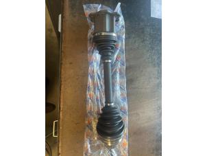New Front drive shaft, right Audi Q5 (8RB) 3.0 TDI V6 24V Quattro Price on request offered by Bongers Auto-Onderdelen Zeeland