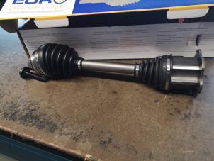 New Front drive shaft, right Audi Q5 (8RB) 3.0 TDI V6 24V Quattro Price on request offered by Bongers Auto-Onderdelen Zeeland
