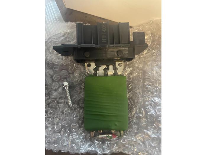 Heater resistor Opel Corsa III - 6845796