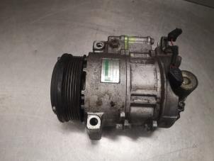 Used Air conditioning pump Mercedes S (W220) 3.2 S-320 18V Price on request offered by Bongers Auto-Onderdelen Zeeland