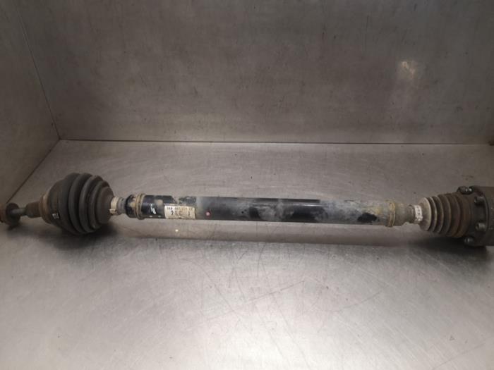 Front drive shaft, right from a Volkswagen Golf V Variant (1K5) 1.9 TDI 2008