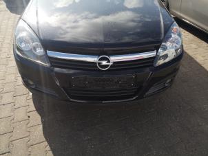 Used Front bumper Opel Astra H (L48) 1.6 16V Twinport Price on request offered by Bongers Auto-Onderdelen Zeeland