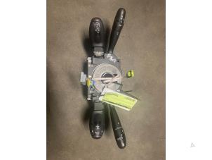 Used Steering column stalk Peugeot 307 SW (3H) 2.0 HDi 110 FAP Price on request offered by Bongers Auto-Onderdelen Zeeland