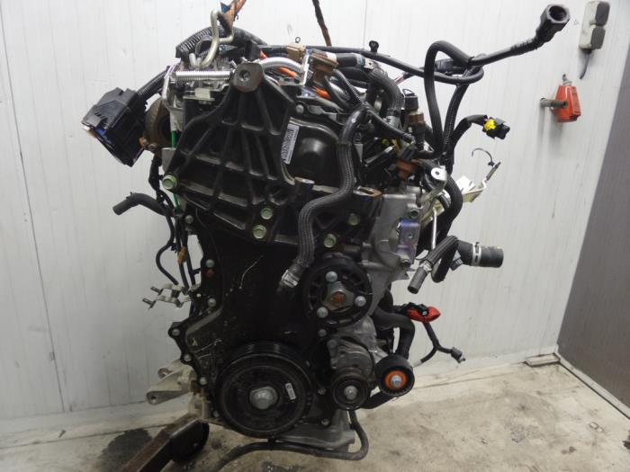Used Engine Nissan X-Trail (T32) Price on request offered by Bongers Auto-Onderdelen Zeeland