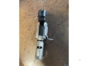 Used Camshaft adjuster Ford C-Max (DXA) 1.6 Ti-VCT 16V Price on request offered by Bongers Auto-Onderdelen Zeeland