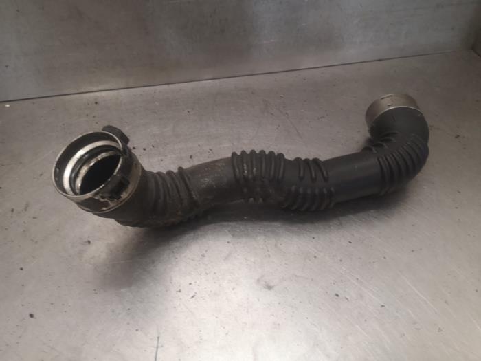 Gebrauchte Intercooler Schlauch Mercedes CLA Shooting Brake (117.9) 2.2 CLA-200 CDI, 200 d 16V Preis auf Anfrage angeboten von Bongers Auto-Onderdelen Zeeland